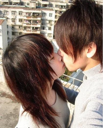 173_kiss3.jpg