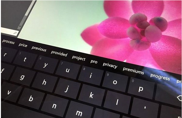 Win10系统虚拟键盘新增文本预测功能怎么样? 三联